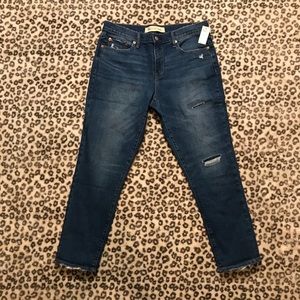 Gap 1969 Best Girlfriend distressed jeans 29 NWT